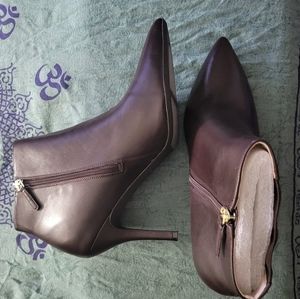 Nine West booties